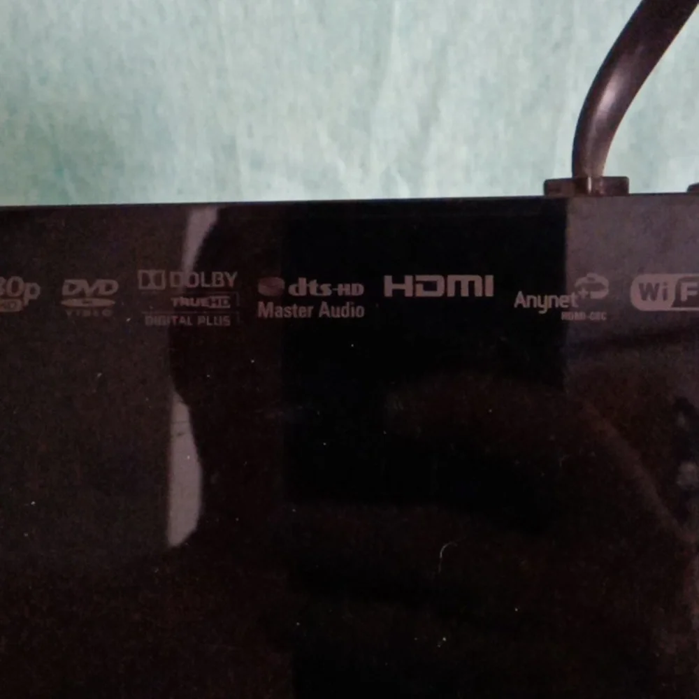 Samsung 3-D Blu-ray player, BD-F59OO